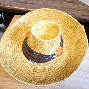 Vintage Ceramic Straw Hat Chip/Dip Plate